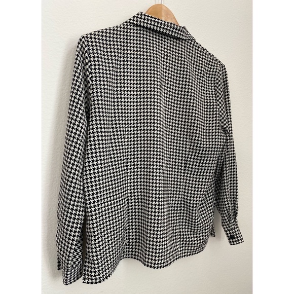 Karen Scott • Houndstooth Black & White Pattern Button Down Longsleeve Blouse - Picture 11 of 13